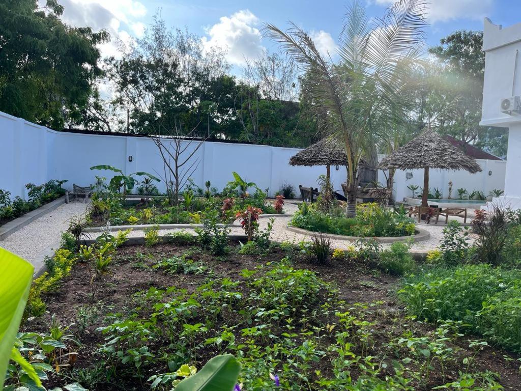 Lala Salama Kendwa Villas Exterior foto