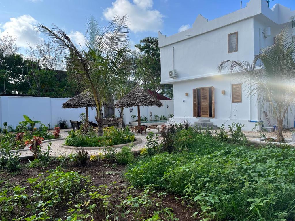 Lala Salama Kendwa Villas Exterior foto